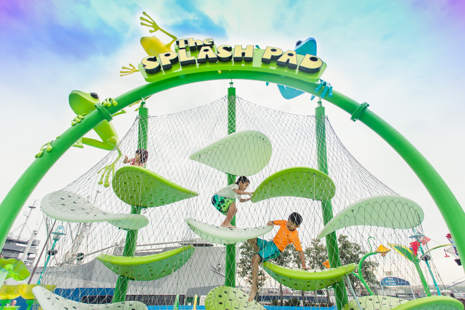 Splash Pad at Florida Aquarium Adds Draws New Members